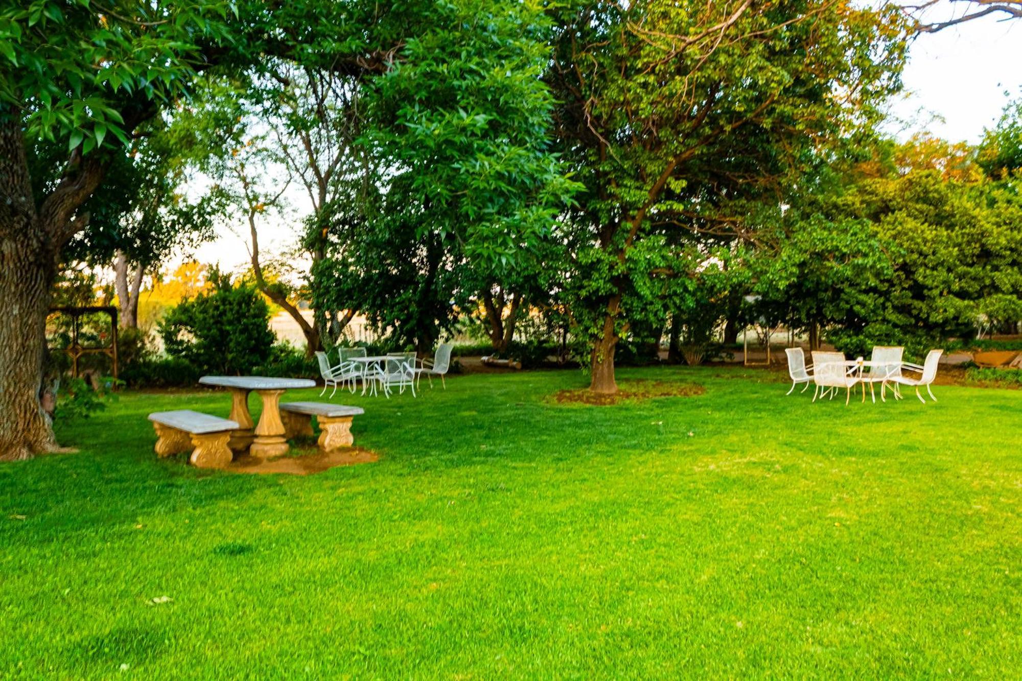 A Cherry Lane Self Catering And B&B Bloemfontein Kültér fotó