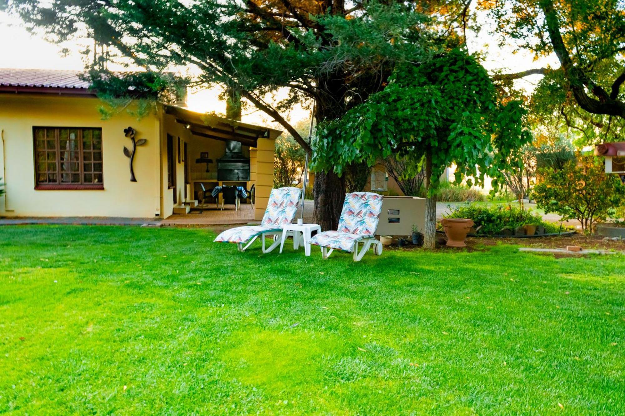 A Cherry Lane Self Catering And B&B Bloemfontein Kültér fotó